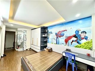 Nhà phân lô phố lê trọng tấn  ô tô đỗ cửa, nhà đẹp đủ nội thất. dt 35m2  5 tầng