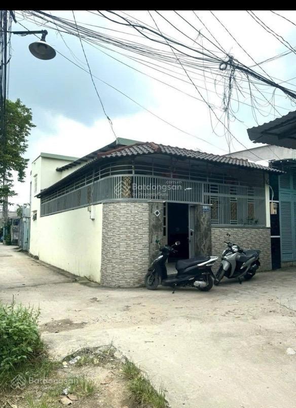 Nhà 6x 14 . gần chợ đông thạnh. đường 5m thông