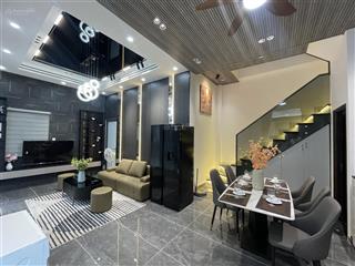 Bán nhà 3 tầng đẹp, trung tâm đà nẵng (gần cầu rồng & sân bay)  chỉ 4. x tỷ