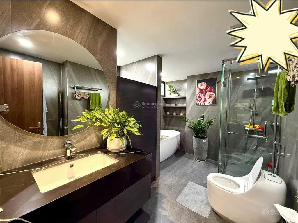 ̂̀ penhouse 3 tầng 288m2 hà đông giá 77tr/m2  0916 471 ***