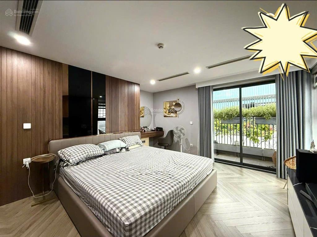 ̂̀ penhouse 3 tầng 288m2 hà đông giá 77tr/m2  0916 471 ***