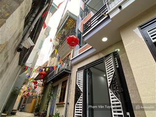 Bán nhà 38m2 x 4 tầng gần vincom tây mỗ ,bãi ô tô trước nhà ,giá 7.2 tỷ 0865 137 ***