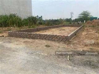 Bán 118m2 mặt đường vành đai 3.5,ngay ngã tư đường ,tiềm năng thương mại cao ,giá 305tr/m2