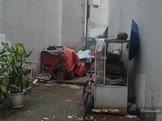 47m2 đất mặt ngõ thông, cách trường học hơn 100m ,giá 6.5 tỷ , 0865 137 ***