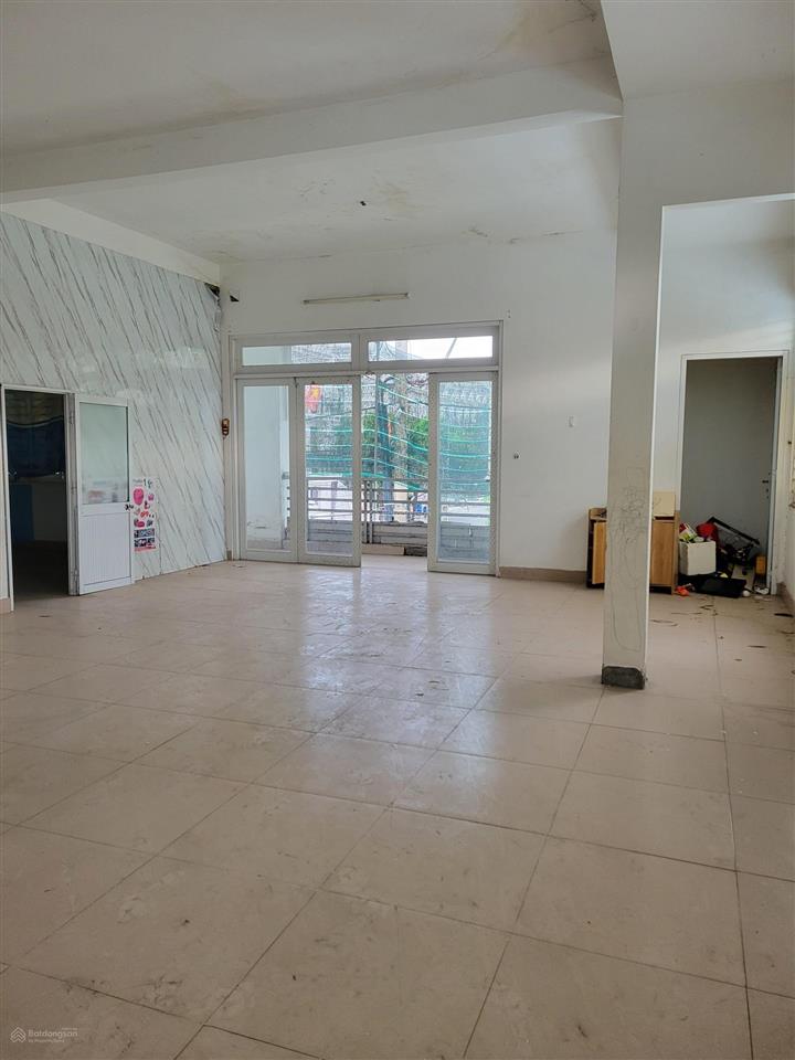 Cho thuê nhà mặt phố đông tác, 70 triệu/th, 955 m2, hàng hiếm tại dĩ an, bình dương