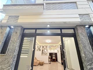 Bán gấp nhà 3 tầng quận 3  chỉ 147tr/m2  cách mạng tháng 8  80m2  cách chợ bến thành 2km