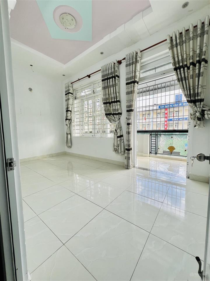 Phòng thuê lê hồng phong gần trường đh brvvt