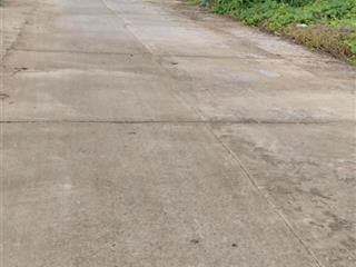Bán đất đường xương cá 1, diện tích 980m2 có 300m2 thổ cư giá 15 tỷ
