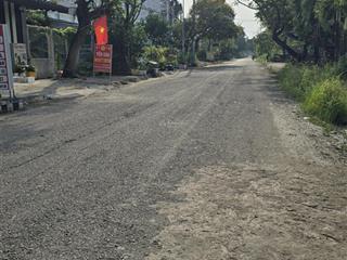 Bán đất đường 512 nguyễn văn tạo xã long thới diện tích 200m2 giá 40,5 tr/m2