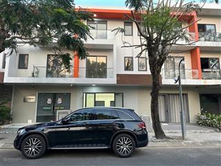 Bán nhà 1trệt2lầu phước long b mặt tiền d15 giá 11,8ty dt 75m2 sổ hồng riêng quận 9