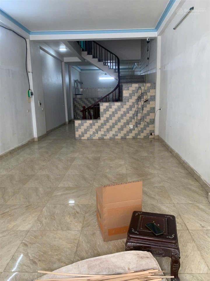 Bán nhà 3 tầng mặt đường âu cơ, thuận thành, bắc ninh