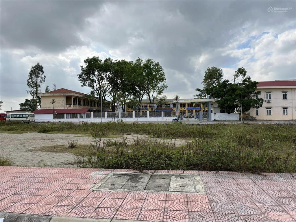 Bán nhà shophouse trục chính trạm lộ thuận thành bắc ninh