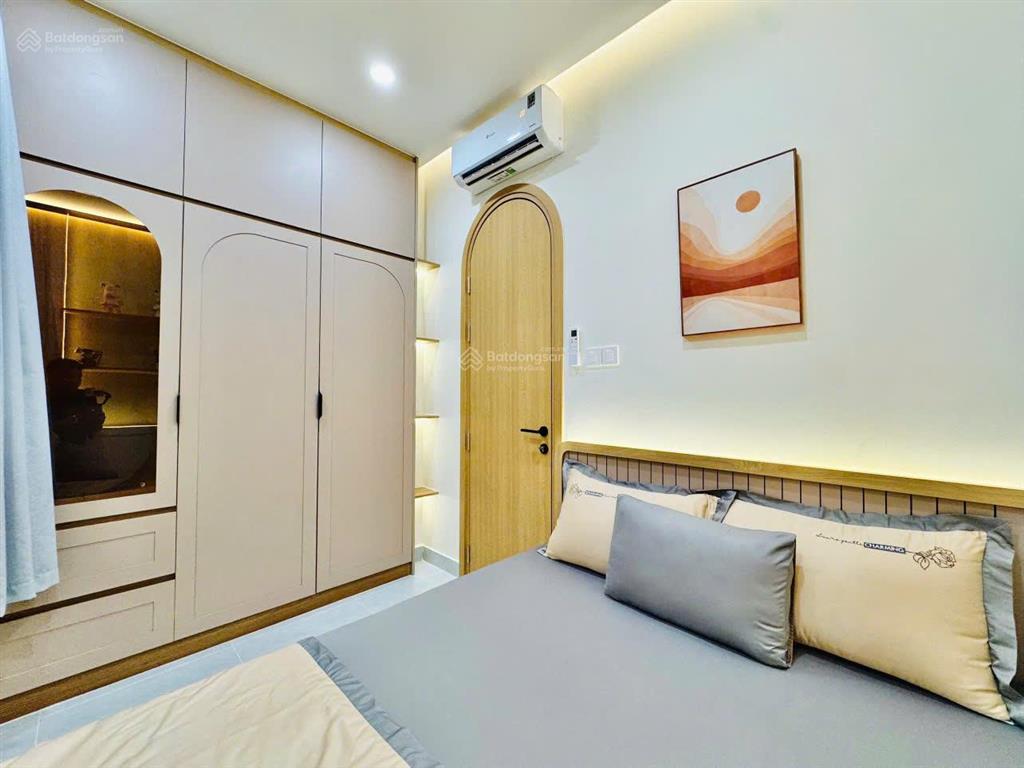 Bán nhà mới 100%  xvnt gần hàng xanh  khu d2  làng đại học  chỉ 3.68 tỷ