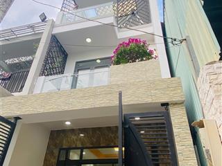Nhà mới đầy đủ nội thất  ngay bên cạnh chợ long trường xe hơi đậu cửa