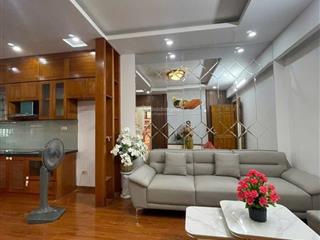 Bán gấp lk ngô thì nhậm thông bàn cờ vỉa hè ô tô tránh hơn 10 tỷ, nội thất cơ bản. rẻ như chung cư