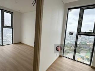 Chỉ 2,8 tỷ mua được căn góc 2,5pn tại sentosa sky park đã có bìa
