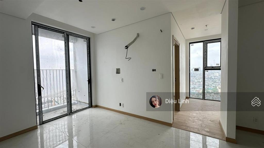 Chỉ 2,8 tỷ mua được căn góc 2,5pn tại sentosa sky park đã có bìa
