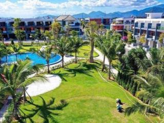 Căn nhà thô duy nhất gói 8 mỹ gia gần hồ bơi đường 18m thông  giá k kiếm ra lô thứ 2.