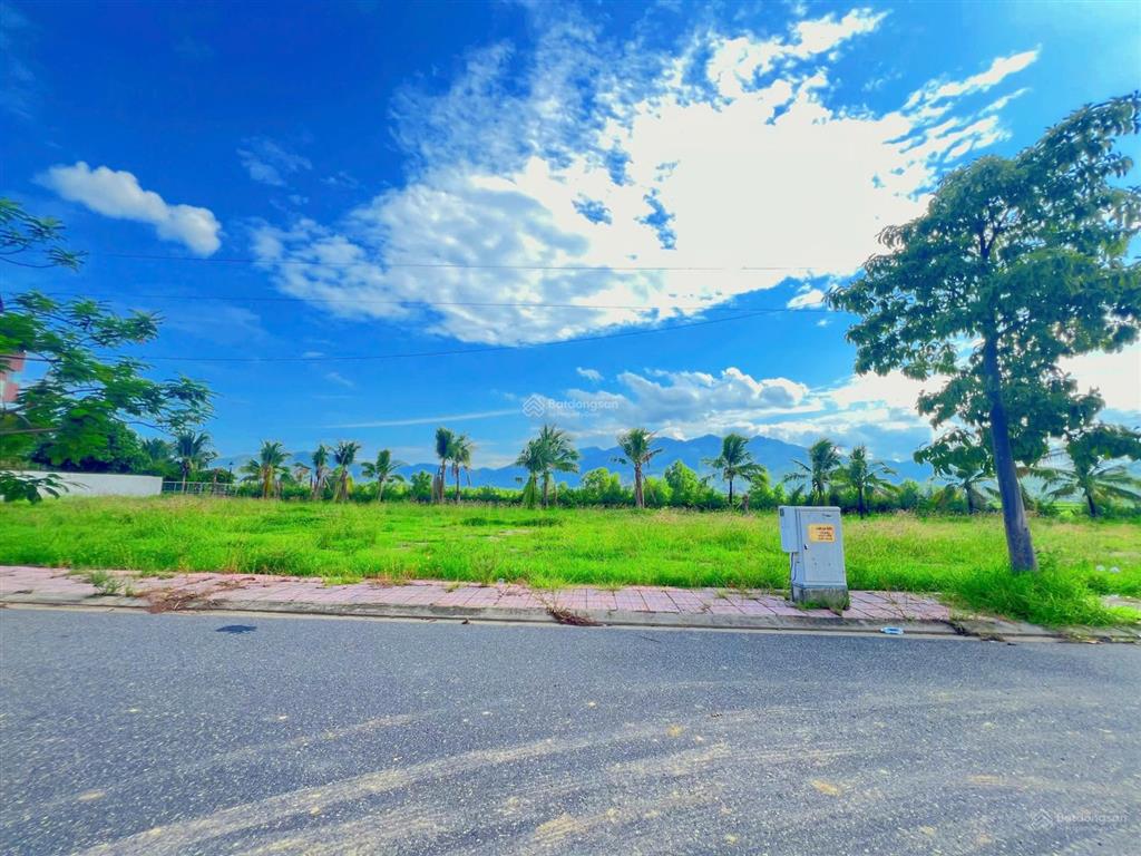 Hàng hiếm  view trực diện sông tắc  kđt ven sông tắc  cần bán gấp   0388 453 *** (ms ngân)