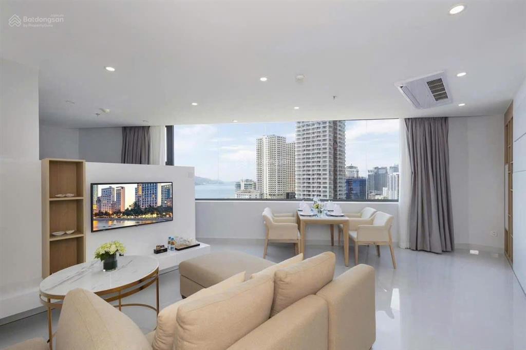 Căn hộ d'qua  sổ đỏ  cách biển 5p di chuyển 2 pn chỉ 4 tỷ  khai thác dòng tiền cực tốt