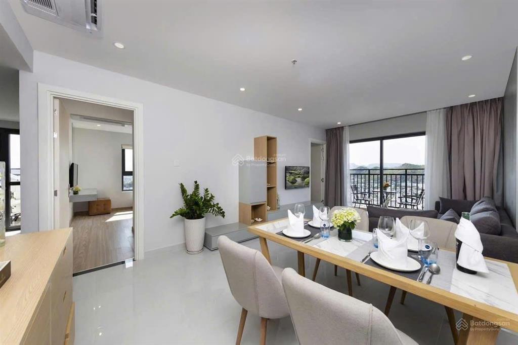 Căn hộ d'qua  sổ đỏ  cách biển 5p di chuyển 2 pn chỉ 4 tỷ  khai thác dòng tiền cực tốt