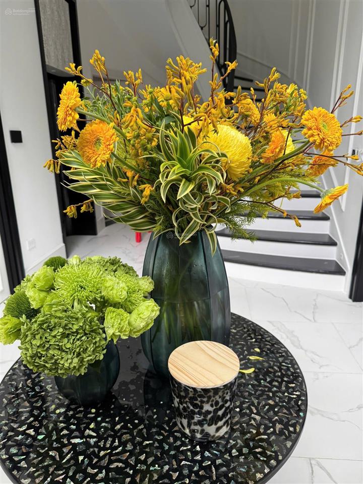 Tổng hợp 3 lô song lập vinhome riverside, 165m, hoàn thiện. vị trí đẹp, chủ nhà cần bán giá 52 tỷ.