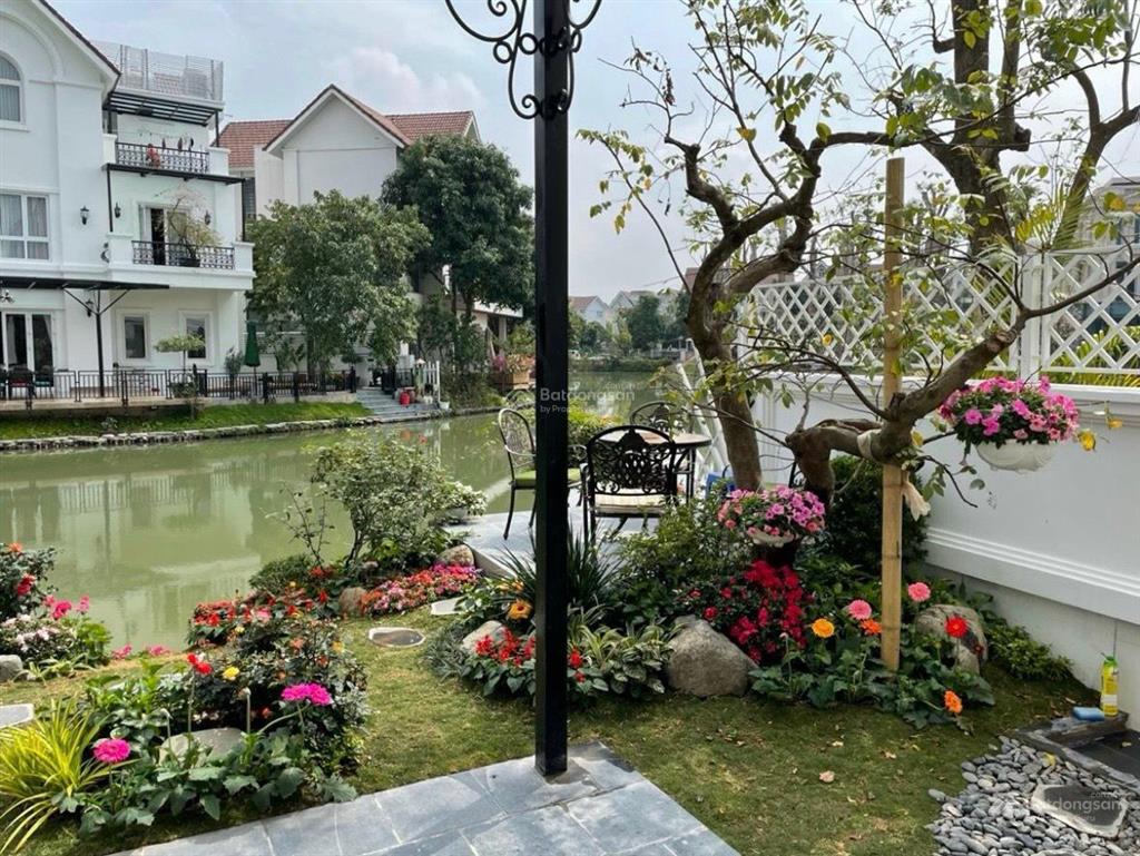Bán cặp song lập đập thông hoa sữa 204,05. 500m, view sông nội khu, view vườn hoa to trung tâm