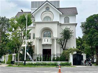 Bán đơn lập góc đường lớn vinhomes riverside, 254m2. hoàn thiện đẹp, nội thất luxury. giá 70 tỷ