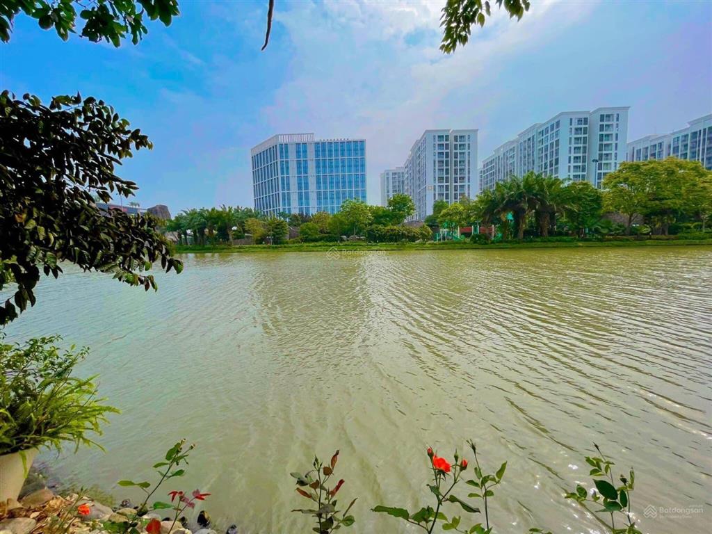 Bán bt hoa lan 1 đối diện almaz, gần công viên. 251m2. mặt tiền 11m, trung tâm chính kdt riverside
