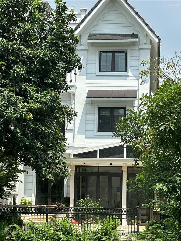 Bán nhanh song lập hoa lan. 198m2. nhánh sông rộng, ht nội thất tỉ mỉ, gần almaz, trường bis 67 tỷ