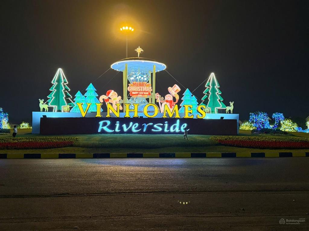 Bán biệt thự hoa phượng, 275m2,tb. đường to 4 làn xe, sông rộng, hoàn thiện full đồ. giá 84 tỷ
