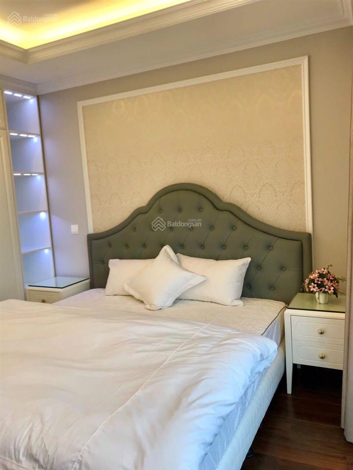 Gia đình cần bán gấp căn hộ 110m2 3pn full đồ d'. le roi soliel  0988 799 ***