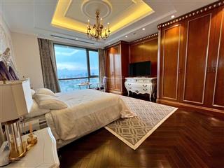 Bán căn hộ 167m2 dự án ha noi signature số 3 nguyễn văn huyên, full nội thất 150tr/m2