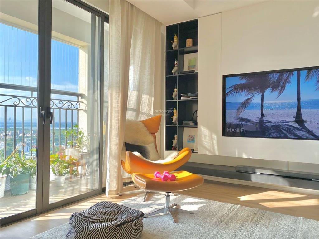 Chính chủ căn hộ cần bán gấp căn hộ 146m2 d'. le roi soleil 59 xuân diệu giá tốt nhất  0988 799 ***