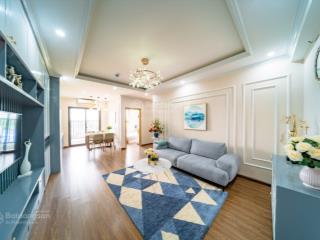 Chính chủ cần bán gấp căn hộ b3105 2pn2wc, tầm view xem pháo hoa siêu đỉnh, bàn giao full nội thất