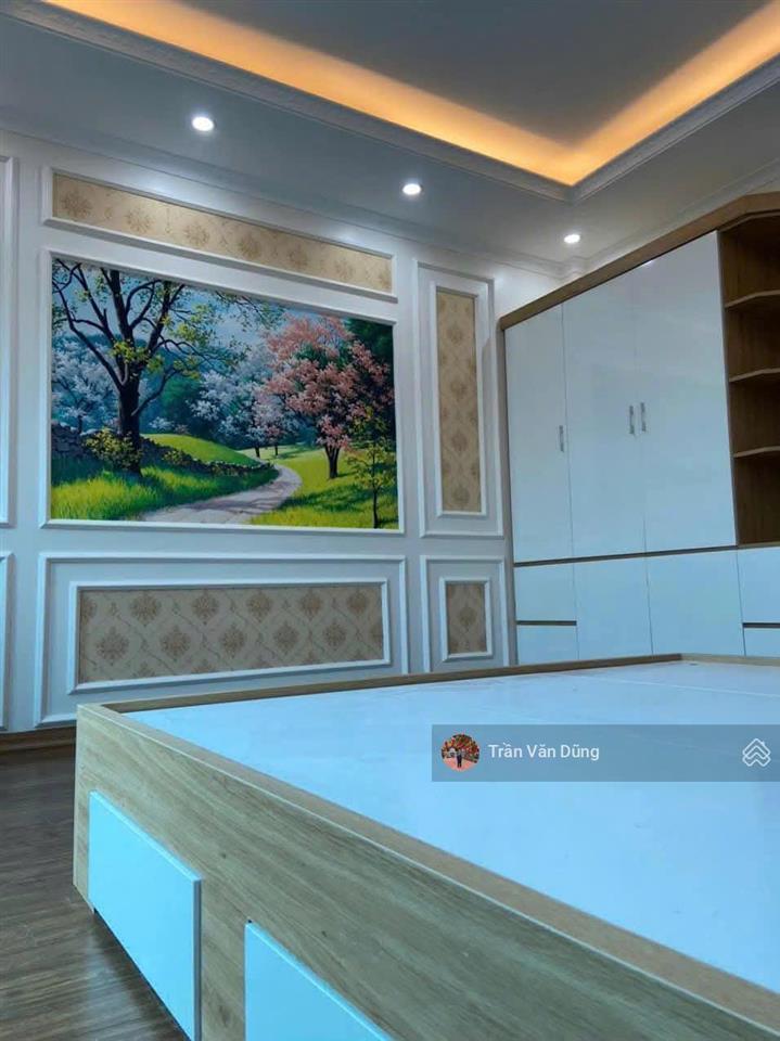 Chính chủ bán nhà mới xây  ô tô đỗ tận cổng, trung tâm quận bắc từ liêm, nhà đẹp xây kiên cố