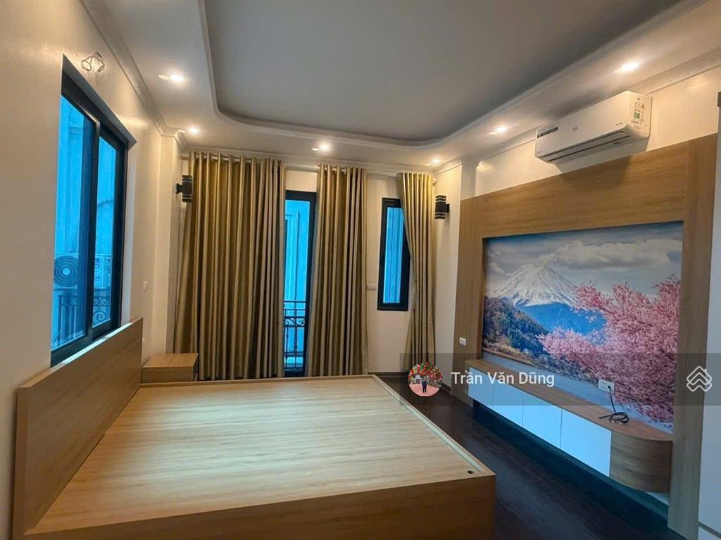 Cực hiếm  nhà đẹp 5 tầng tu hoàng  nam từ liêm  căn góc  full nội thất xịn  gần ga tàu điện