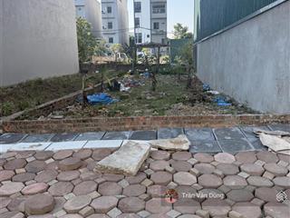 Cần bán 40m đất tđc tu hoàng view vườn hoa, mặt tiền đẹp nhất khu, giá tốt