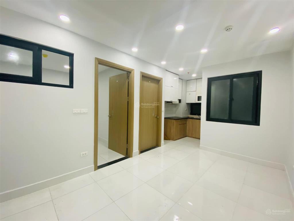 Cho thuê 2 ngủ 2vs 52m2 ban công đông. nhà mới nhận giá chỉ 5 tr/tháng. chung cư đổng quốc bình