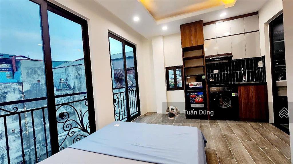 Tòa chdv đường láng, 63m2, 13 phòng, cho thuê 70 triệu/tháng, gần phố, ngõ thông, mới đẹp full đồ