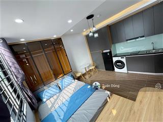 Tòa chdv xã đàn đống đa, 92m2*7 tầng, 18 căn hộ rộng, dòng tiền 120 triệu/tháng, vị trí gần mật phố