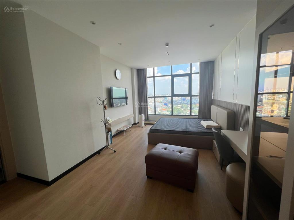 1 căn penthouse duy nhất còn lại tại happy one premier 3pn  3wc hoàn thiện full nội thất. đã có sổ