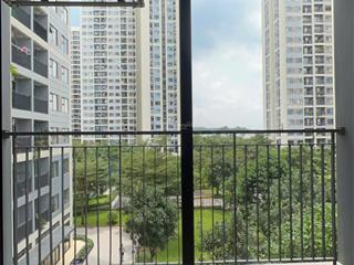 Bán căn hộ 3pn diện tích 81.7m2 tại đô thị vinhomes grand park. nhà mới đẹp, sẵn sổ hồng giá 3.3 tỷ