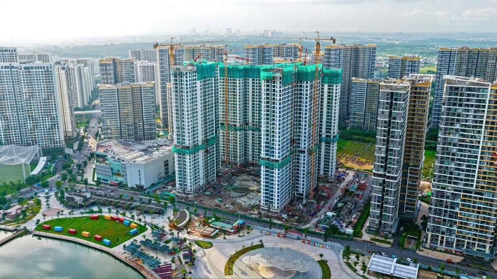 Căn đặc biệt opus one 1pn + 55m²  3.8 tỷ trả tiến độ
