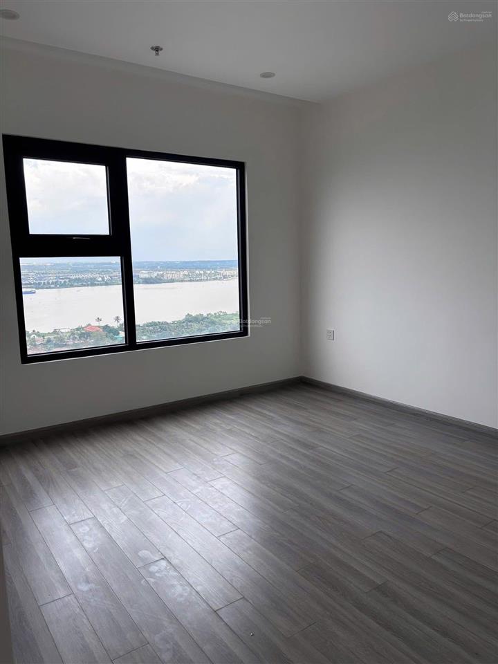 Bán 3pn beverly solari  view thoáng đẹp (dt 82.3m2  giá 4.27 tỷ) ck 22,3% + tặng nội thất 300tr