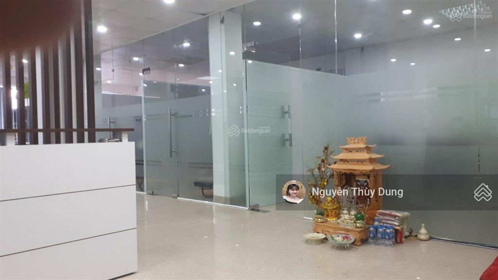 Chính chủ cho thuê văn phòng tại số 4 ngõ 38 yên lãng, ngõ to ô tô đỗ cửa, dt 192m2 giá 32tr/tháng