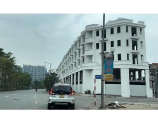 Bán nhà mặt phố Thành Trung/Trâu Quỳ 5 tầng thang máy 90m2 đường 30m siêu kinh doanh