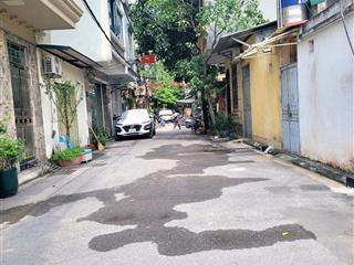 Bán liền kề ô chờ thang máy ngõ 521 cổ nhuế