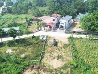 Cơ hội sở hữu 532m2, bám trục chính, đường 2 ô tô tránh tại cư yên  lương sơn  hoà bình
