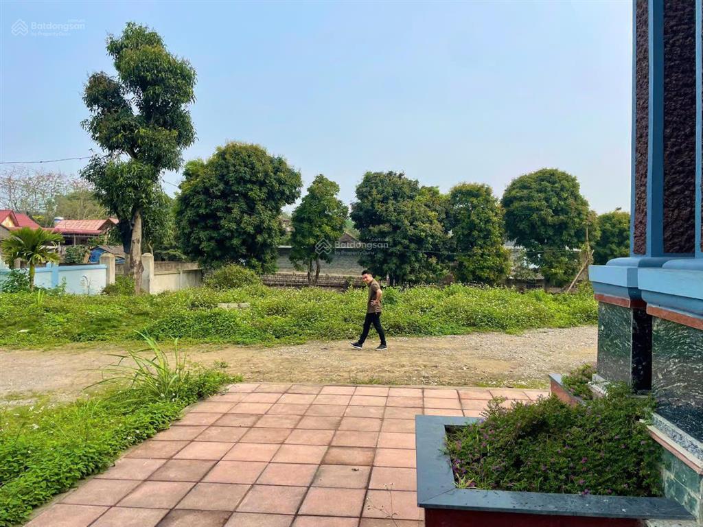 Bán lô đất siêu vip 3100m2 đất bám hồ đồng chanh, có ao thả cá tại lương sơn  hoà bình